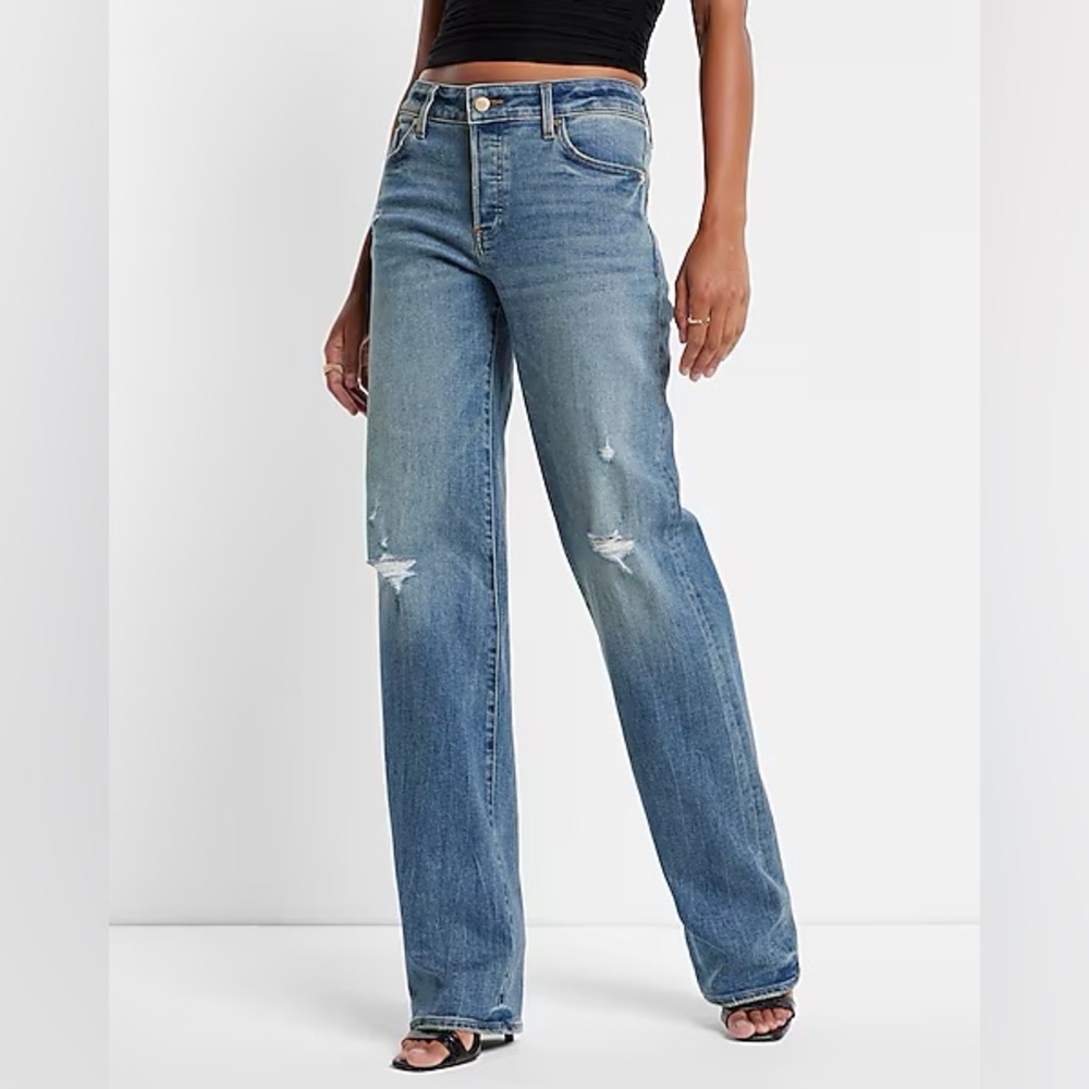 NWT Express Relaxed Straight Low Rise Medium Wash  Jeans size 0